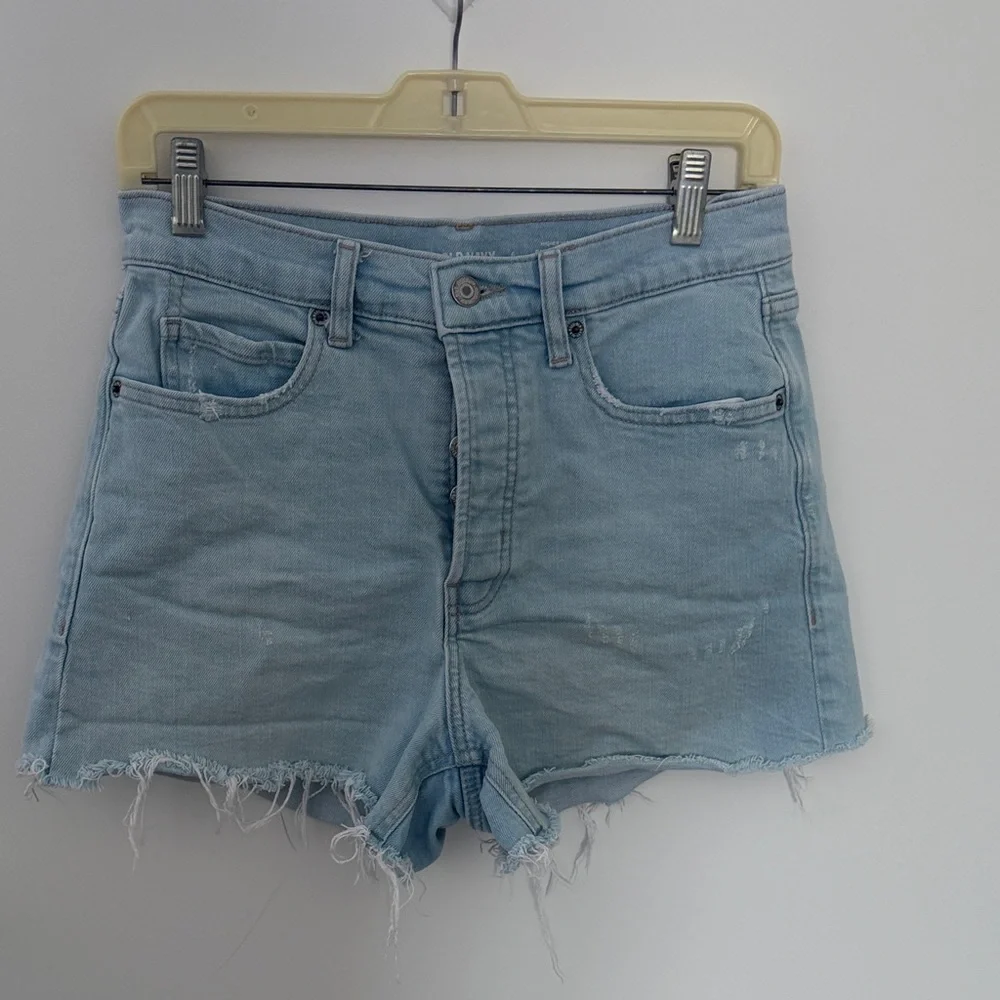 Old Navy Sky High A Line Cutoff Denim Shorts Size 6. - Picture 1 of 4